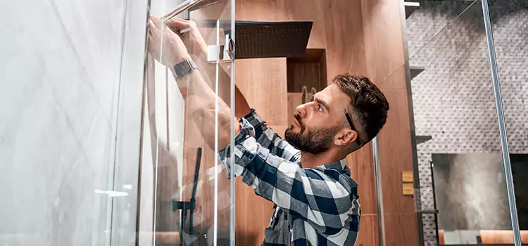 Replace Shower Doors with Frameless Sterling Heights